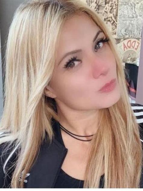 bacheca incontrii oristano|Escort Oristano, Annunci Donna Cerca Uomo